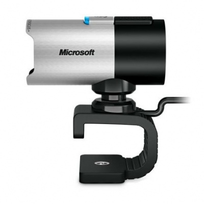 - Microsoft LifeCam Studio