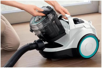 ������� Bosch Serie 4 BGC21HYG1 550�� �����/������